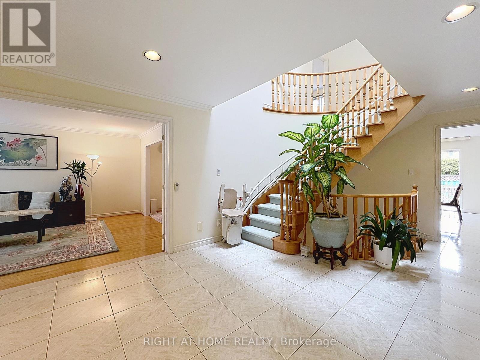 150 Holmes Avenue, Toronto, Ontario  M2N 4M6 - Photo 11 - C12350041
