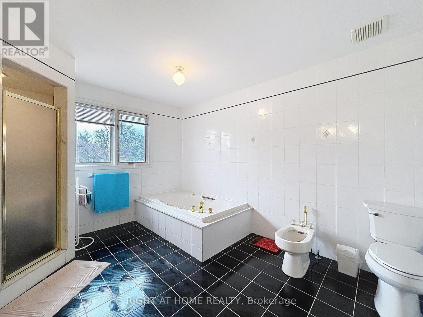 150 Holmes Avenue, Toronto, Ontario  M2N 4M6 - Photo 33 - C12350041