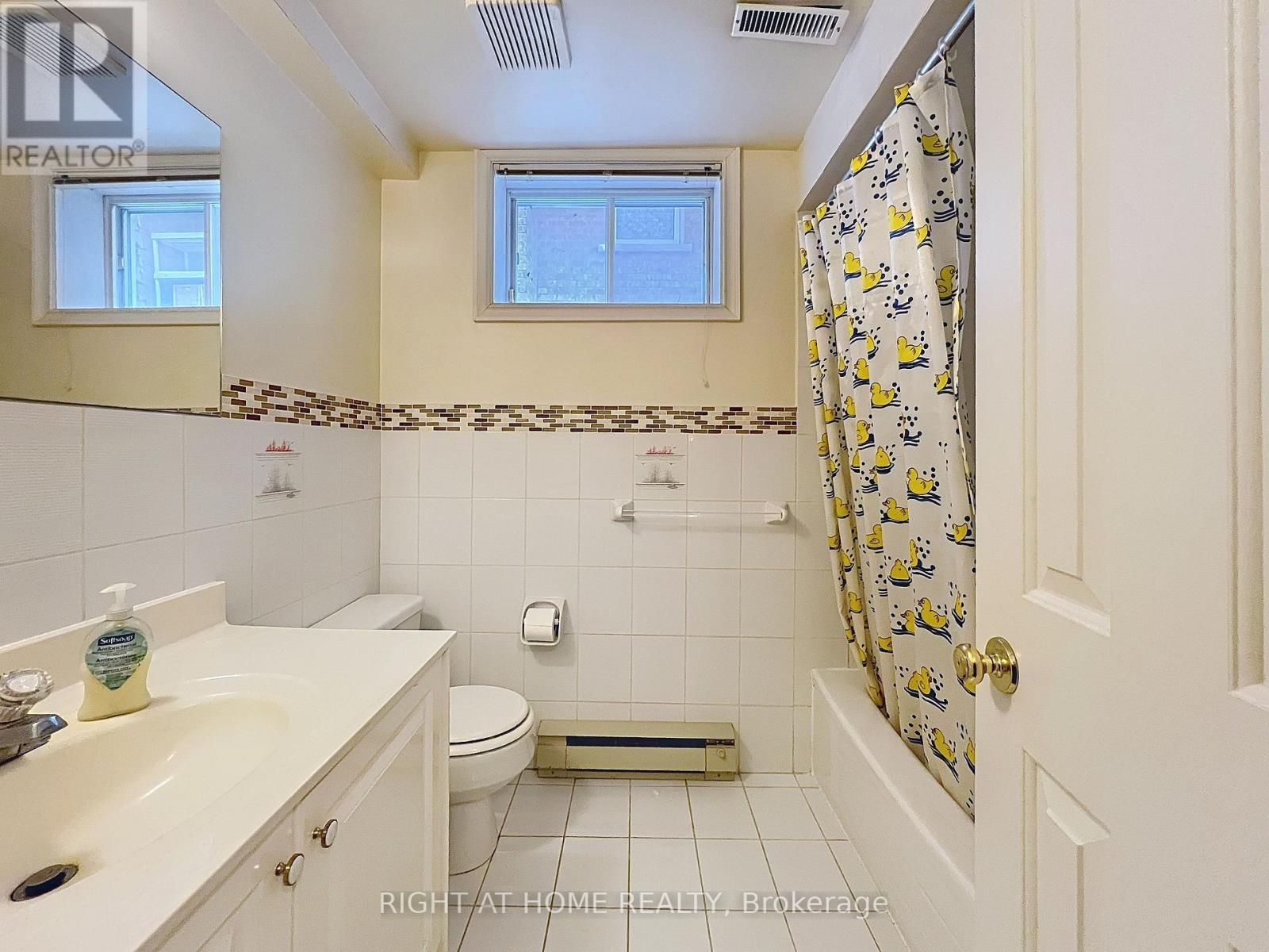 150 Holmes Avenue, Toronto, Ontario  M2N 4M6 - Photo 37 - C12350041
