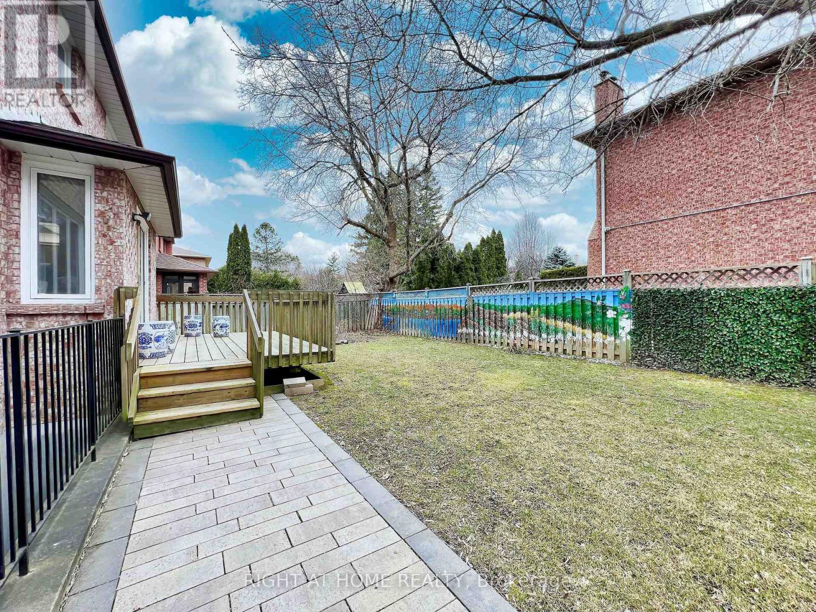 150 Holmes Avenue, Toronto, Ontario  M2N 4M6 - Photo 7 - C12350041