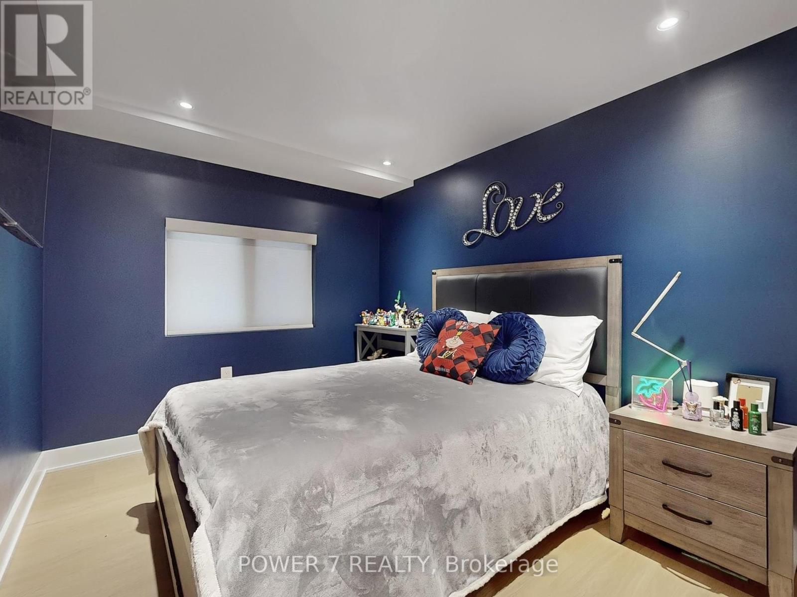 34 Dresden Road, Toronto, Ontario  M3H 1W9 - Photo 38 - C12350052