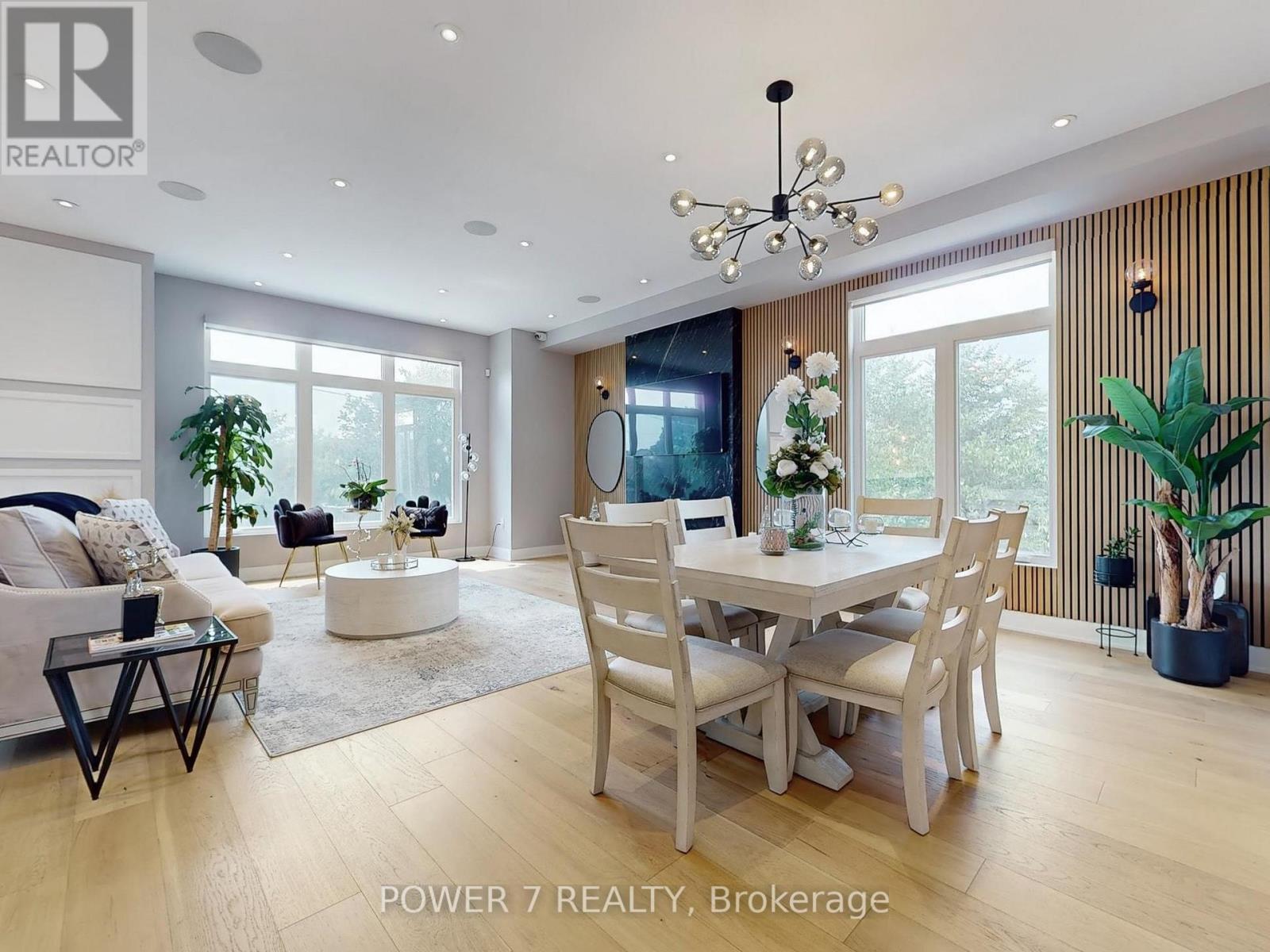 34 Dresden Road, Toronto, Ontario  M3H 1W9 - Photo 8 - C12350052
