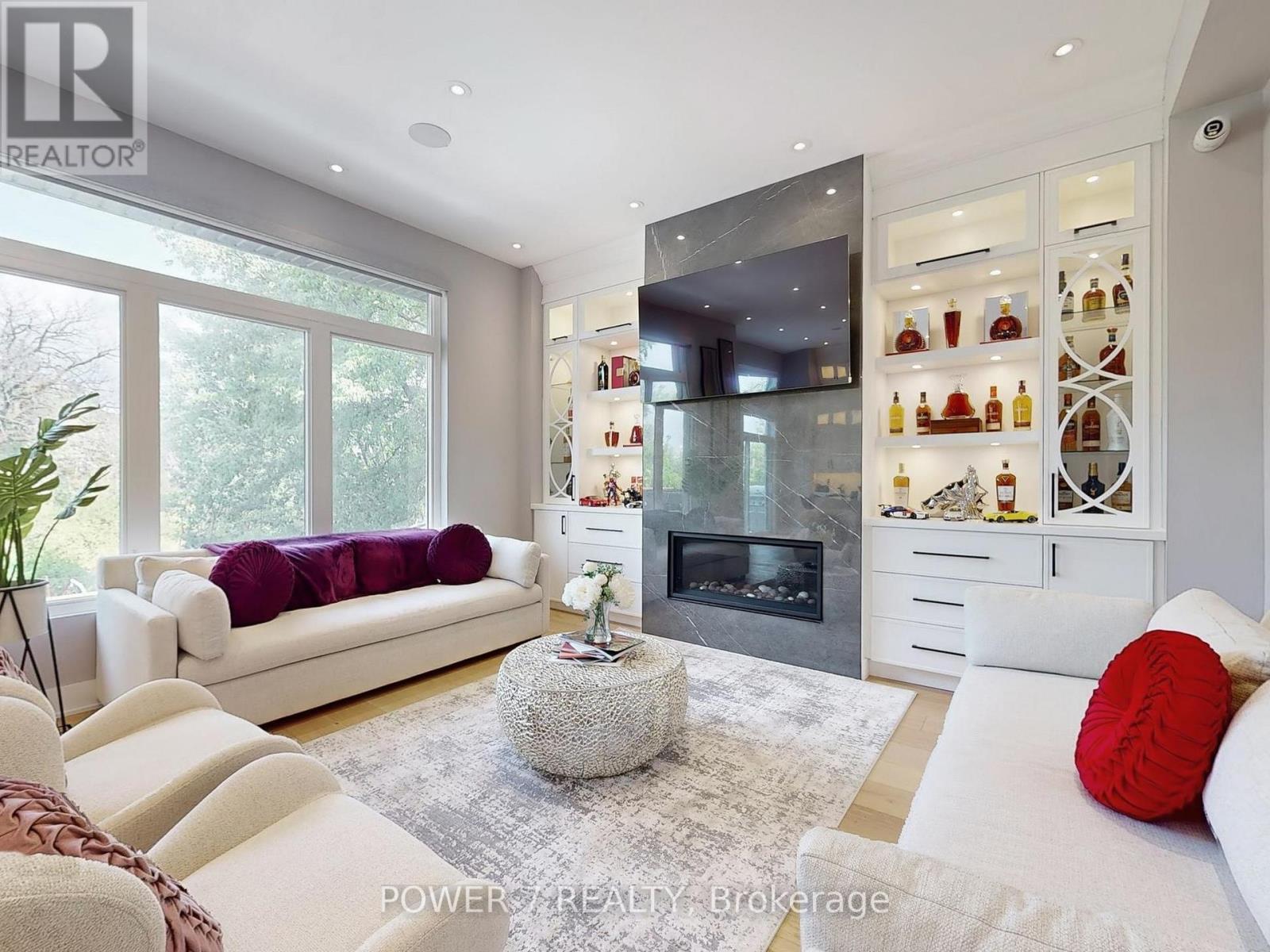 34 Dresden Road, Toronto, Ontario  M3H 1W9 - Photo 9 - C12350052
