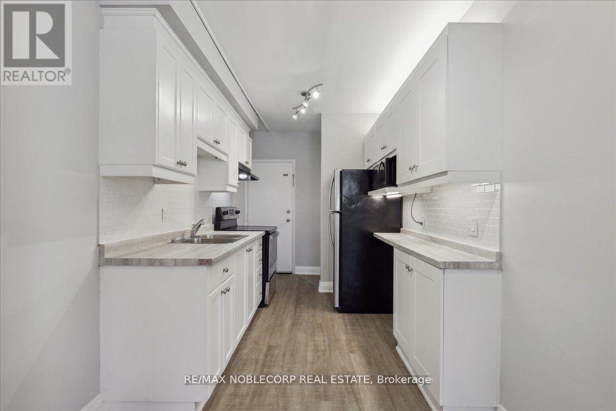 2 - 362 Elgin Court, Oshawa, Ontario  L1J 2P4 - Photo 8 - E12350156