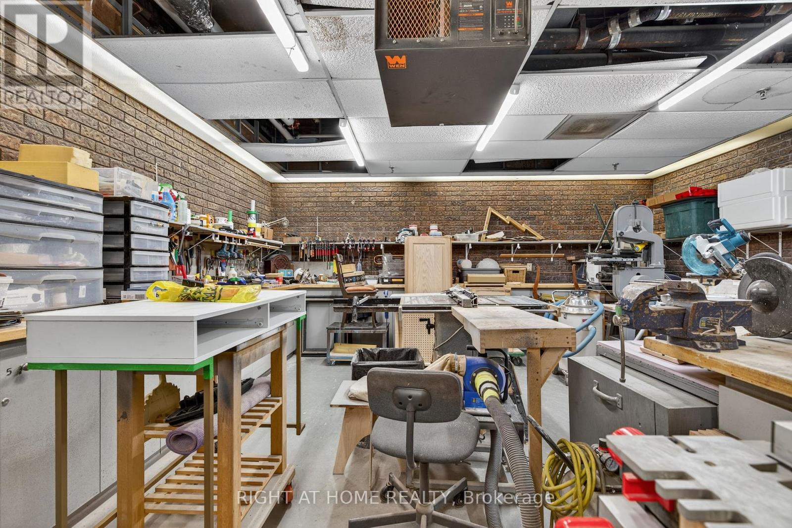 211 - 60 Inverlochy Boulevard, Markham (Royal Orchard), Ontario  L3T 4T7 - Photo 44 - N12343379