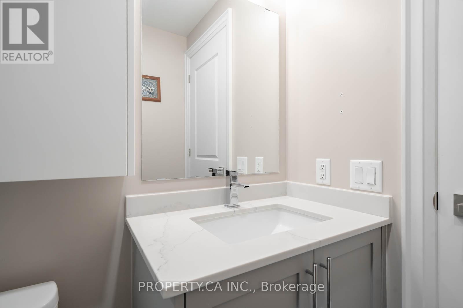 216w - 10 Gatineau Drive, Vaughan, Ontario  L4J 0L2 - Photo 27 - N12350003