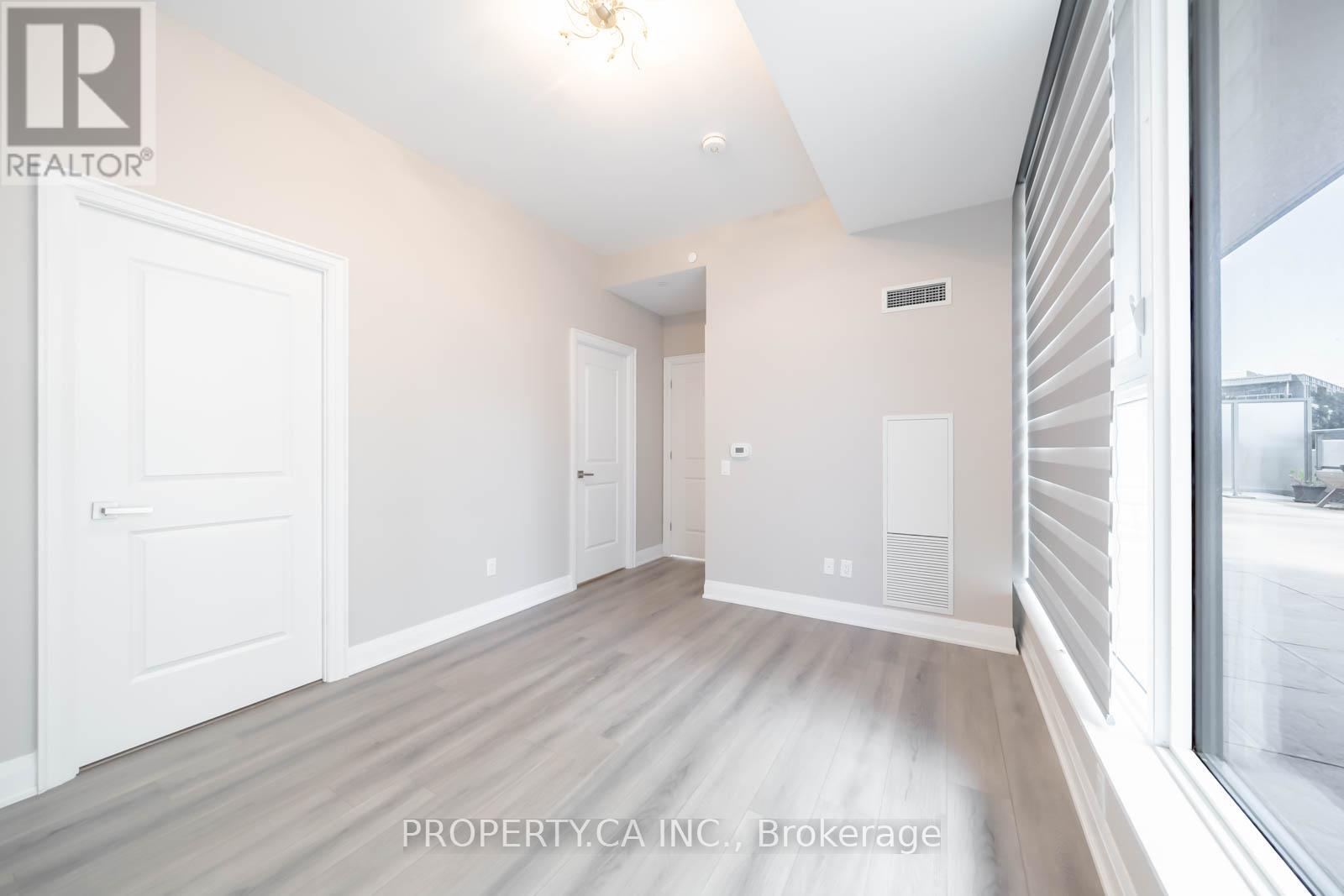 216w - 10 Gatineau Drive, Vaughan, Ontario  L4J 0L2 - Photo 33 - N12350003