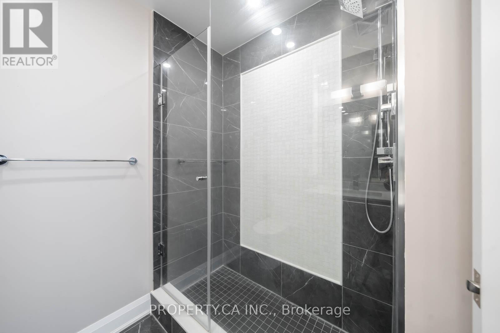 216w - 10 Gatineau Drive, Vaughan, Ontario  L4J 0L2 - Photo 36 - N12350003