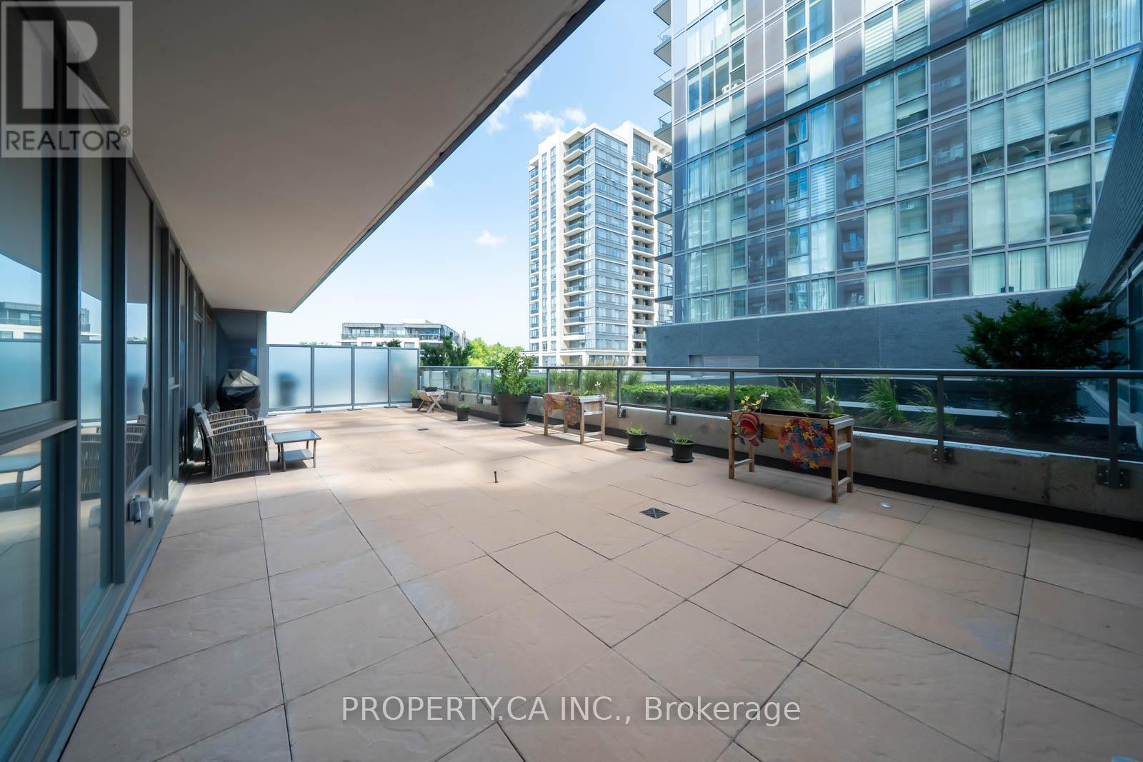 216w - 10 Gatineau Drive, Vaughan, Ontario  L4J 0L2 - Photo 4 - N12350003