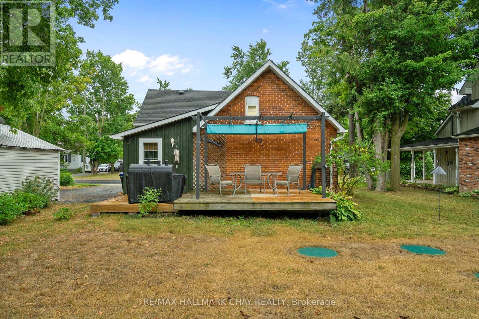 2088 Victoria Street, Innisfil (Stroud), Ontario  L9S 1K4 - Photo 37 - N12350094