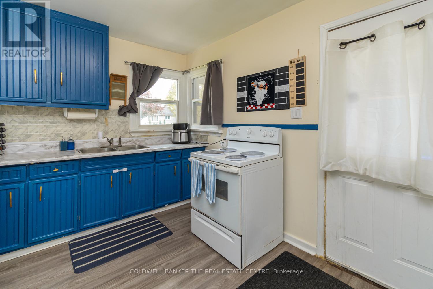 Property at 119 ELIZABETH STREET image 4