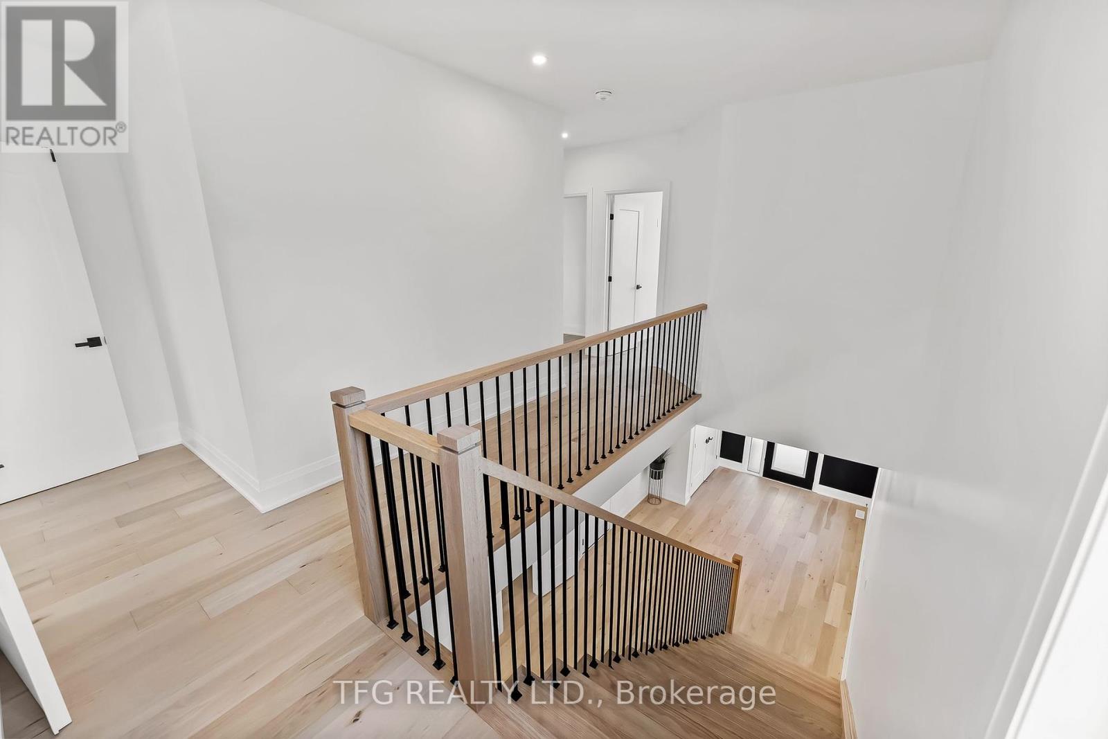 678 Otonabee Drive, Peterborough South, Ontario  K9J 7P9 - Photo 25 - X12350230