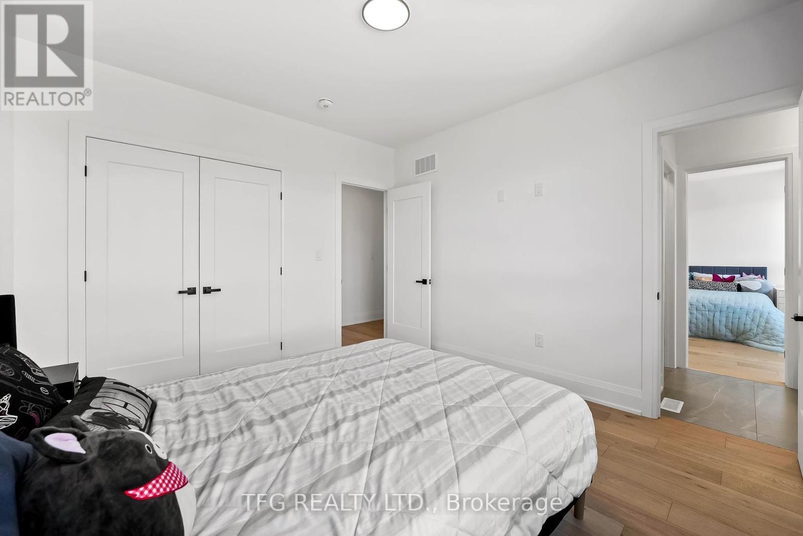 678 Otonabee Drive, Peterborough South, Ontario  K9J 7P9 - Photo 32 - X12350230