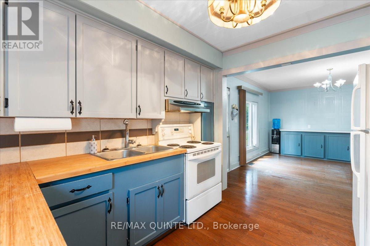 67 Manley Drive, Belleville, Ontario  K8N 4Z4 - Photo 12 - X12350241