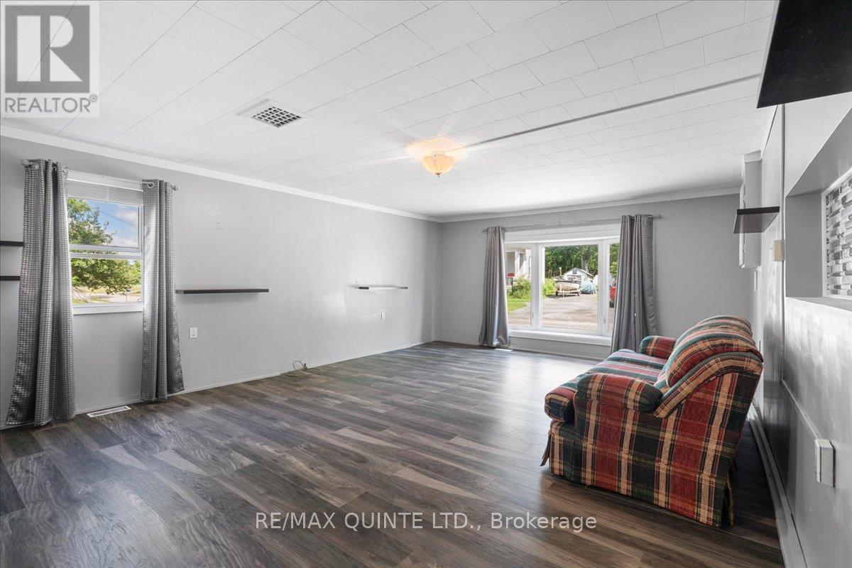 67 Manley Drive, Belleville, Ontario  K8N 4Z4 - Photo 15 - X12350241
