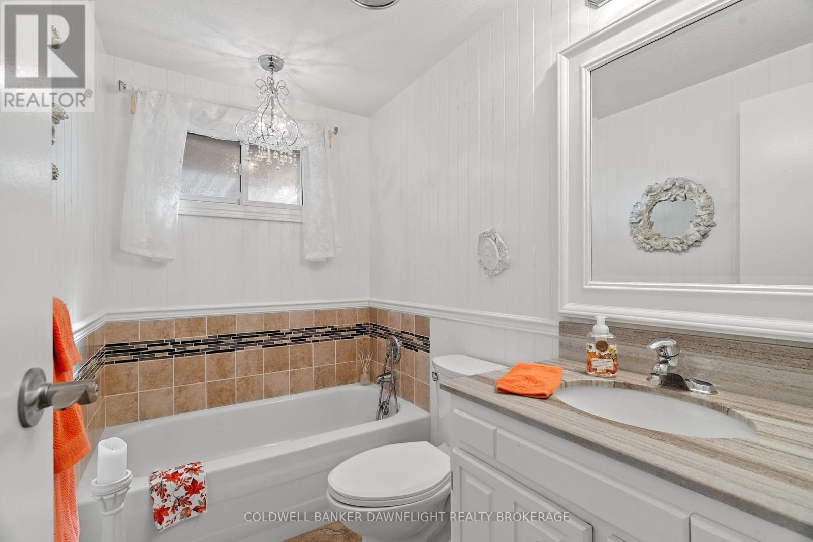518 Edward Street, South Huron, Ontario  N0M 1S1 - Photo 17 - X12350223