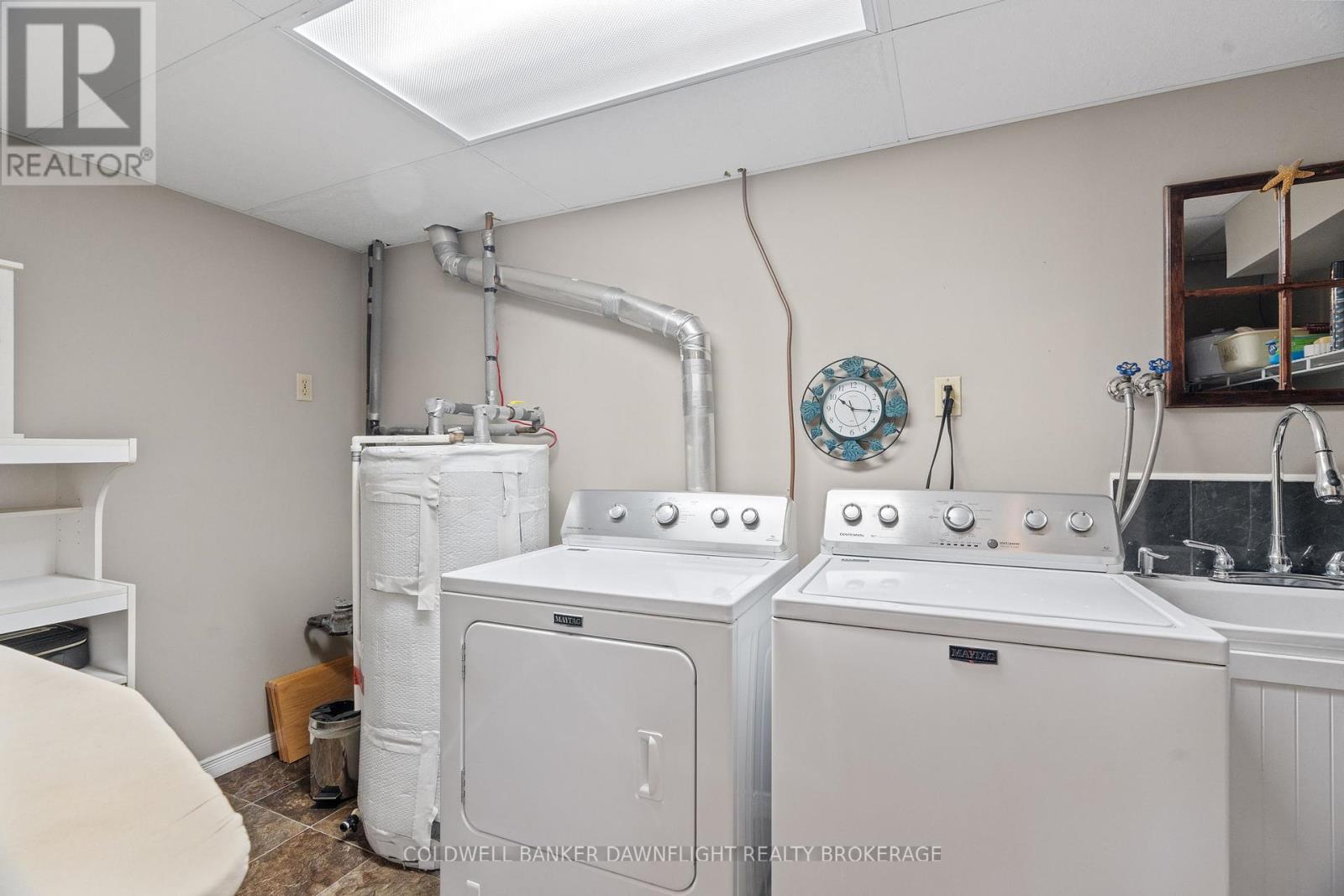 518 Edward Street, South Huron, Ontario  N0M 1S1 - Photo 30 - X12350223