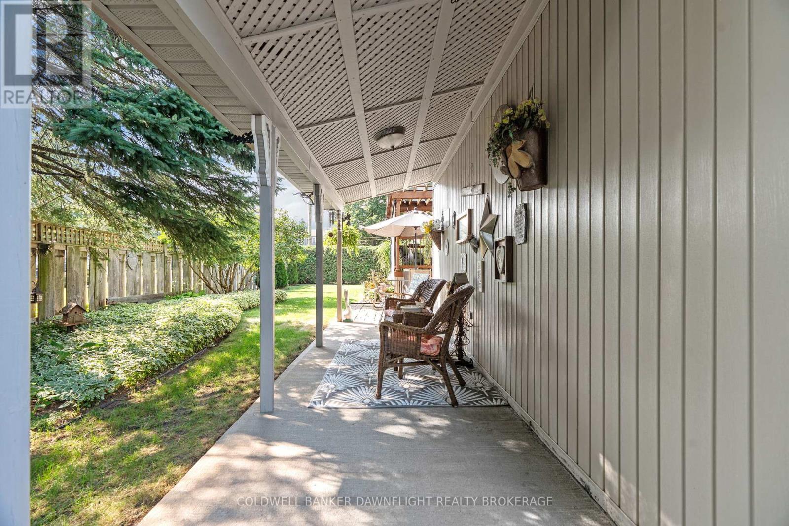 518 Edward Street, South Huron, Ontario  N0M 1S1 - Photo 39 - X12350223