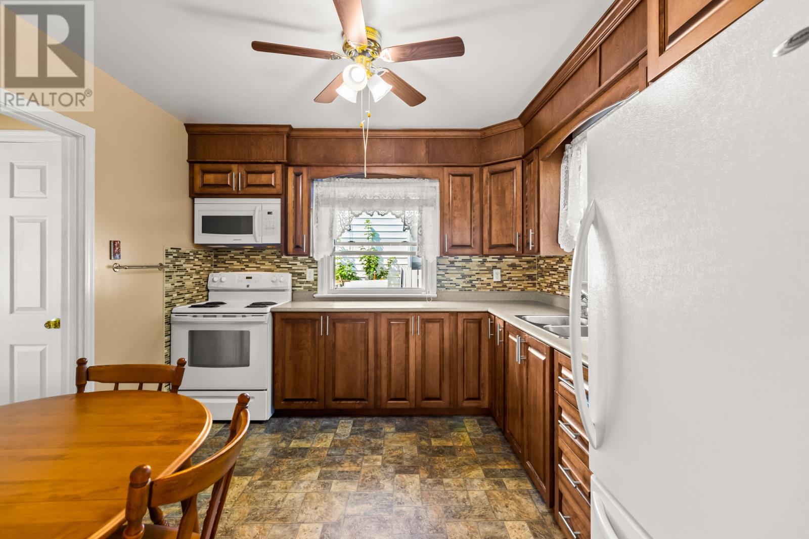 270 Freshwater Road, St. John's, Newfoundland & Labrador  A1B 1B9 - Photo 11 - 1288979