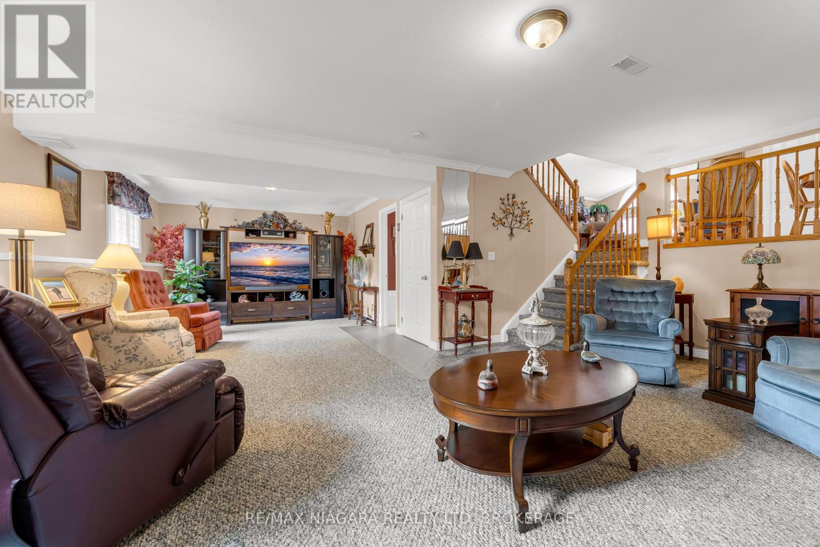 629 Daytona Drive, Fort Erie (Crescent Park), Ontario  L2A 4Z5 - Photo 20 - X12350193