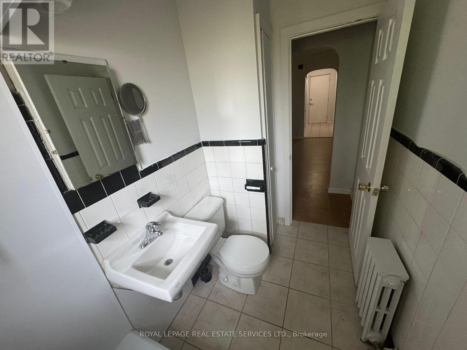 101 - 55a Long Branch Avenue, Toronto, Ontario  M8W 3J1 - Photo 5 - W12350044