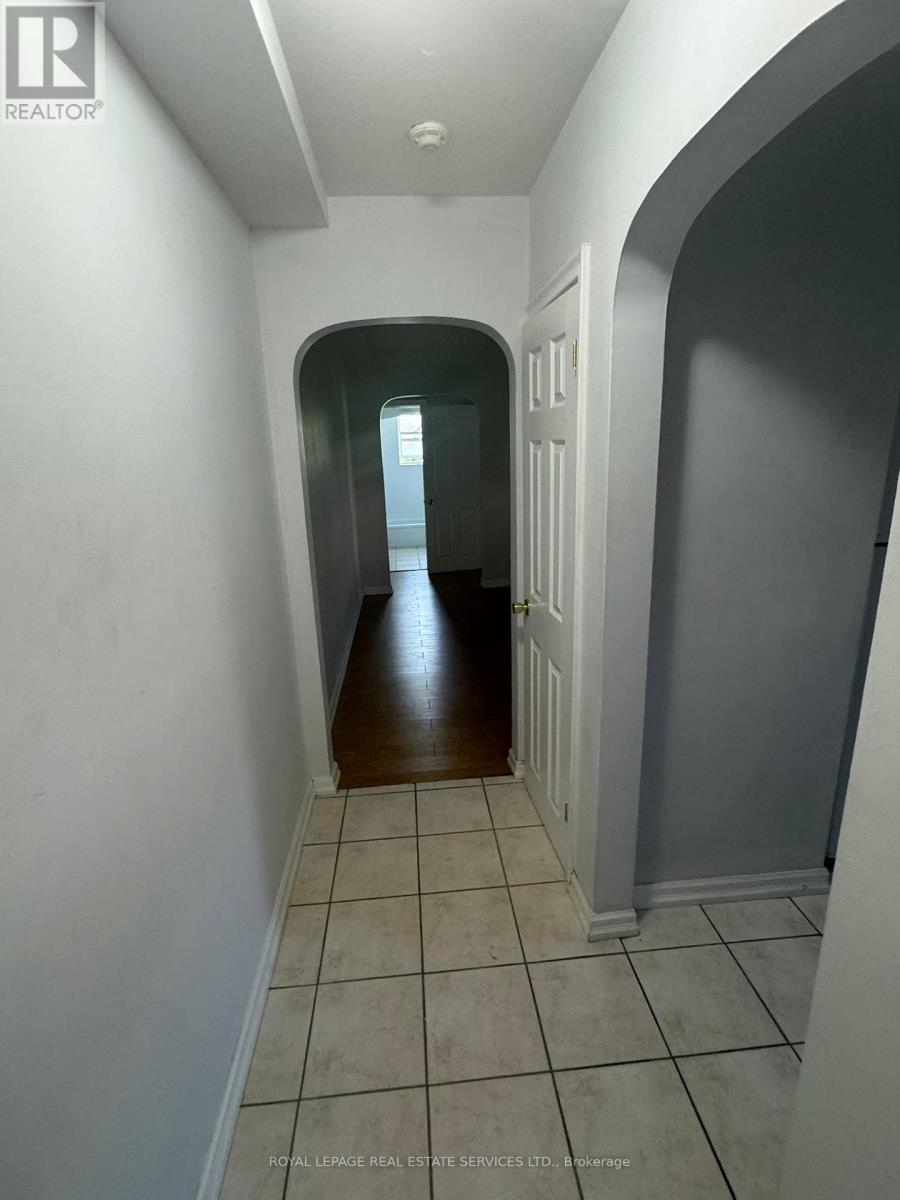 101 - 55a Long Branch Avenue, Toronto, Ontario  M8W 3J1 - Photo 8 - W12350044