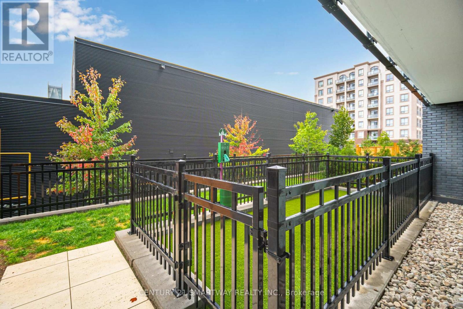 411 - 2450 Old Bronte Road, Oakville, Ontario  L6M 5P6 - Photo 37 - W12350057