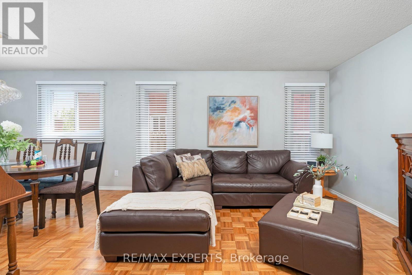 26 Langholm Court, Brampton, Ontario  L6Z 2Y1 - Photo 11 - W12350091