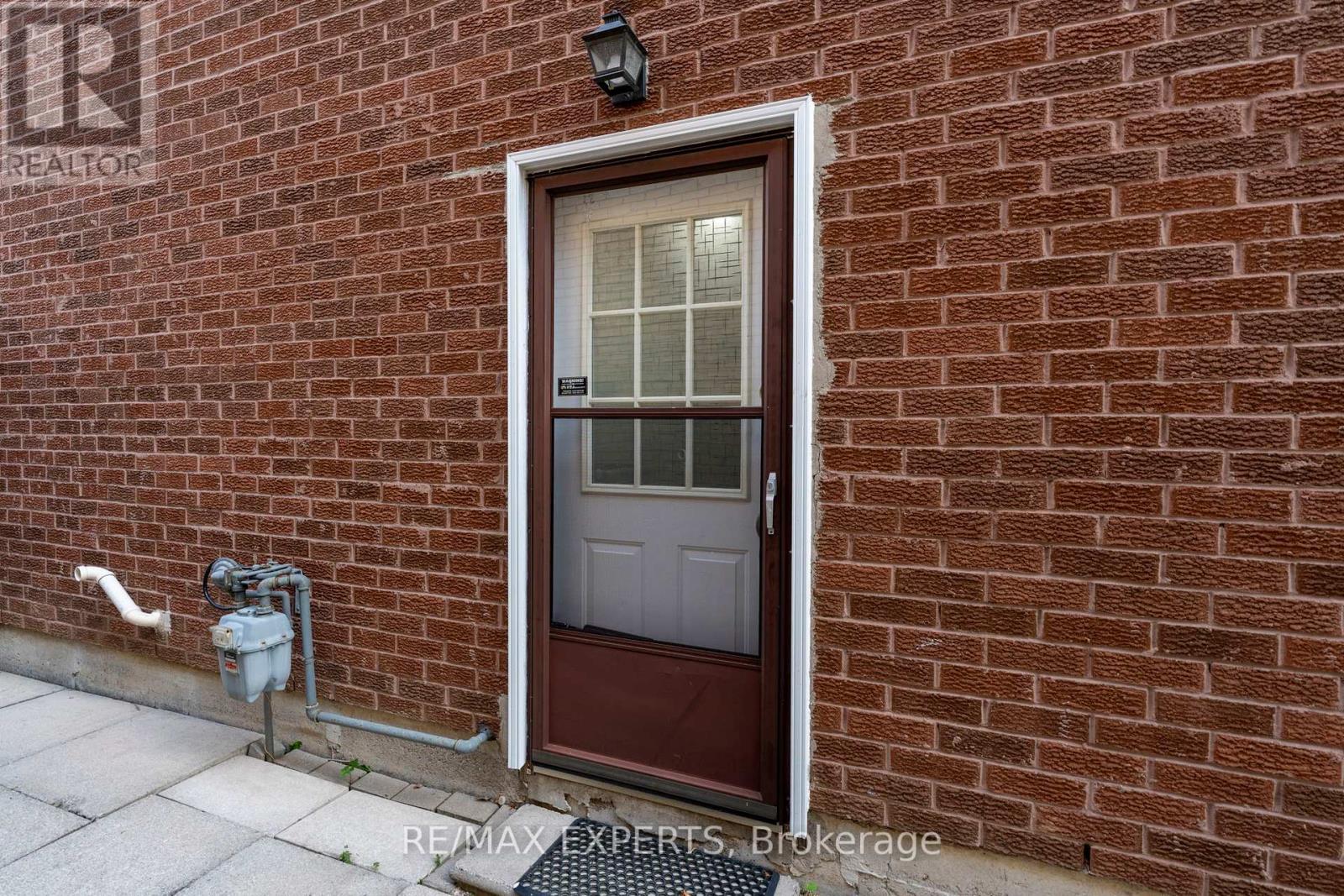 26 Langholm Court, Brampton, Ontario  L6Z 2Y1 - Photo 41 - W12350091
