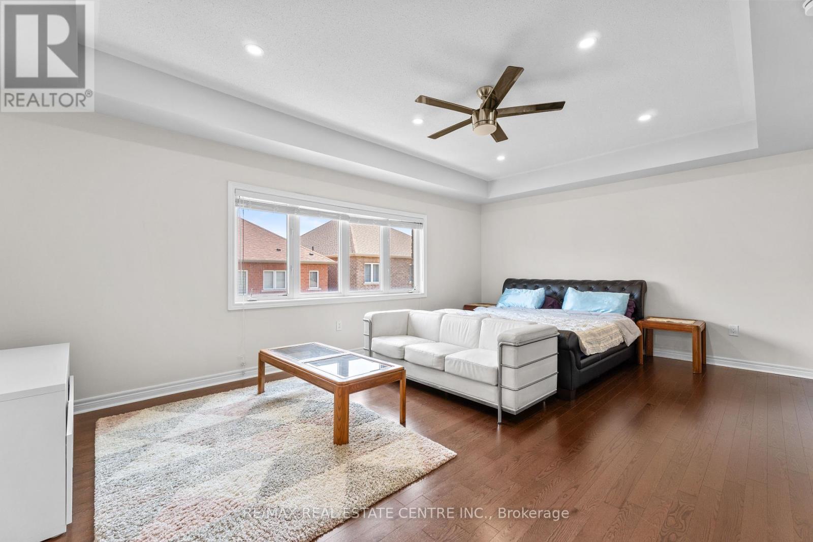 19 Foliage Drive, Brampton, Ontario  L7A 4M7 - Photo 22 - W12350106