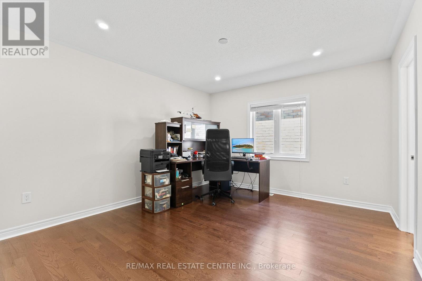 19 Foliage Drive, Brampton, Ontario  L7A 4M7 - Photo 33 - W12350106