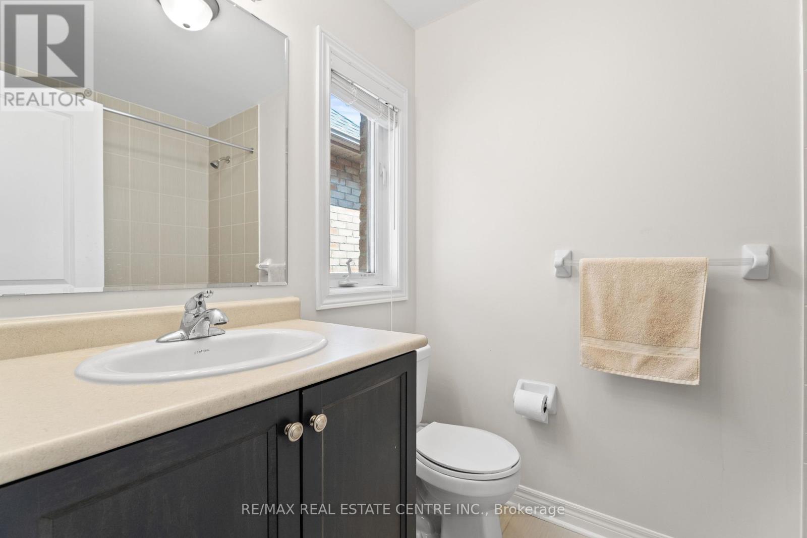 19 Foliage Drive, Brampton, Ontario  L7A 4M7 - Photo 34 - W12350106