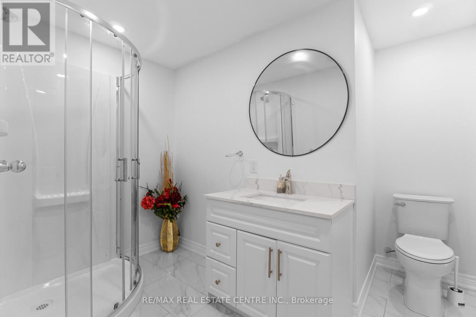 19 Foliage Drive, Brampton, Ontario  L7A 4M7 - Photo 42 - W12350106
