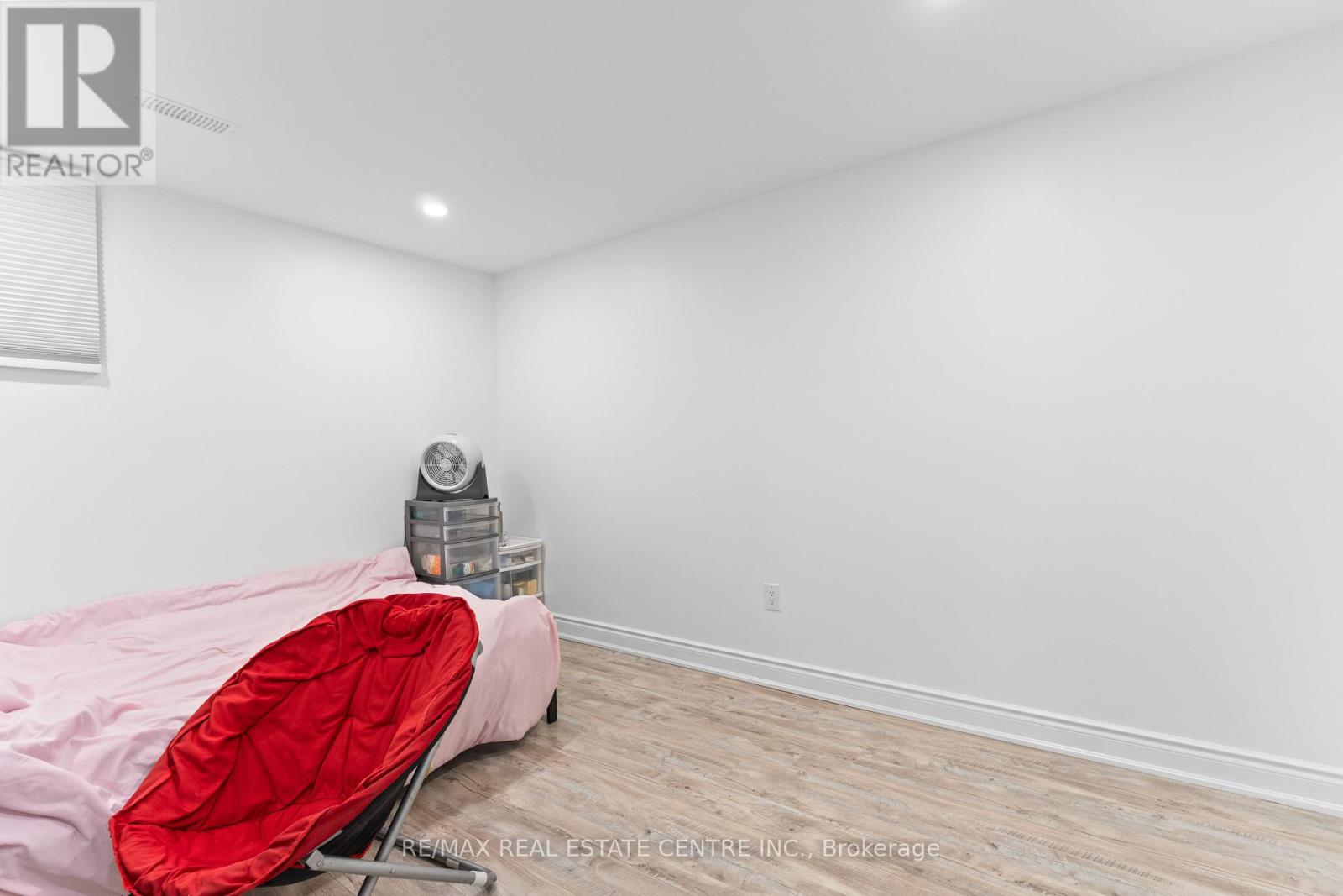 19 Foliage Drive, Brampton, Ontario  L7A 4M7 - Photo 43 - W12350106