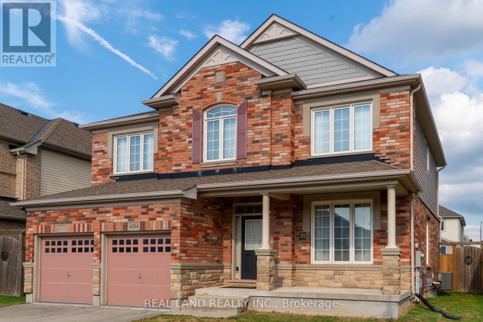 6284 St. Michael Avenue, Niagara Falls, Ontario  L2H 0C7 - Photo 2 - X12350006