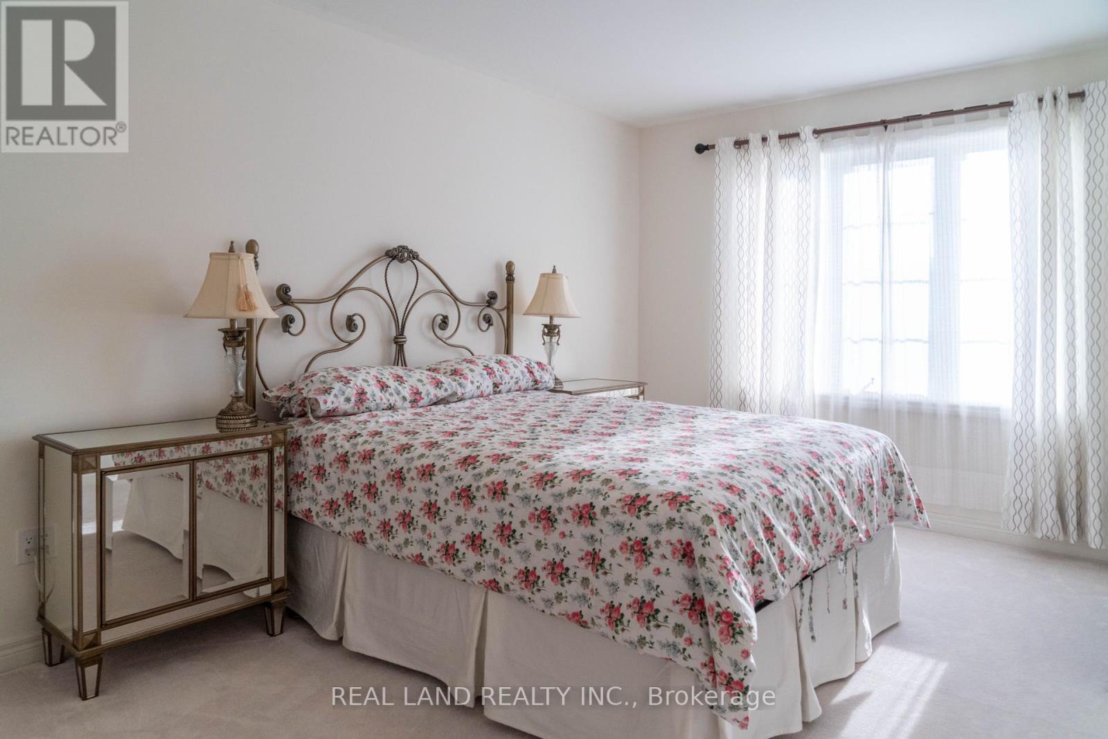 6284 St. Michael Avenue, Niagara Falls, Ontario  L2H 0C7 - Photo 20 - X12350006