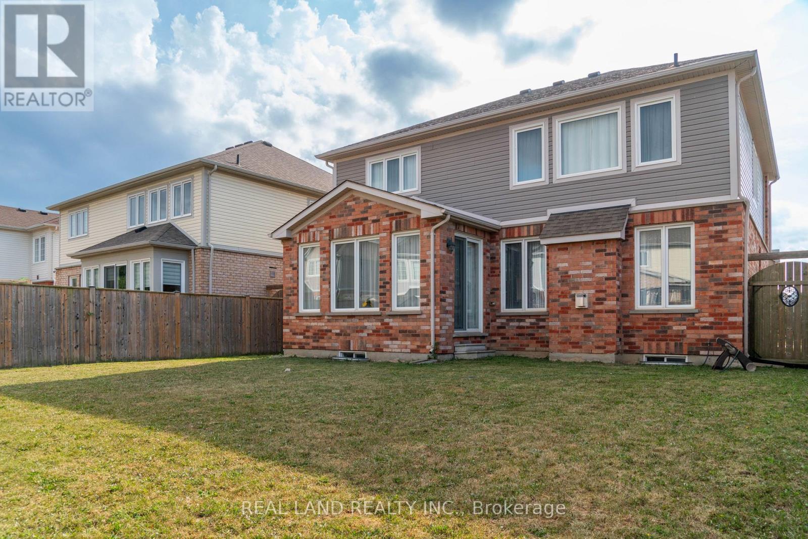 6284 St. Michael Avenue, Niagara Falls, Ontario  L2H 0C7 - Photo 29 - X12350006