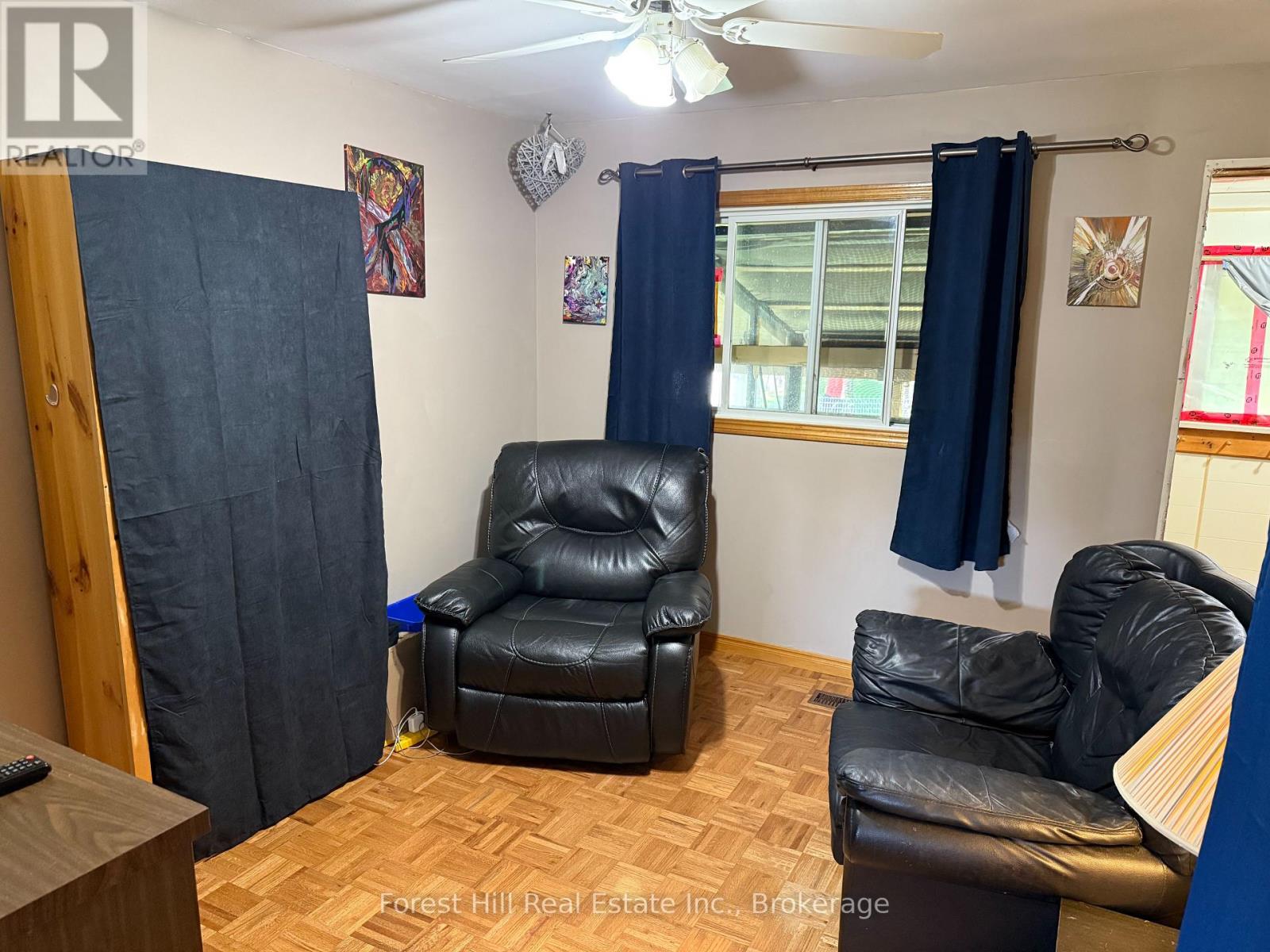 502 Sweezy Street W, Powassan, Ontario  P0H 2L0 - Photo 11 - X12350176