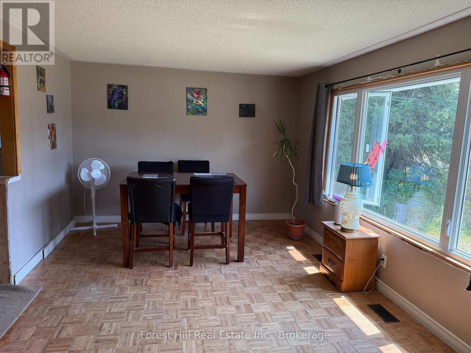 502 Sweezy Street W, Powassan, Ontario  P0H 2L0 - Photo 6 - X12350176