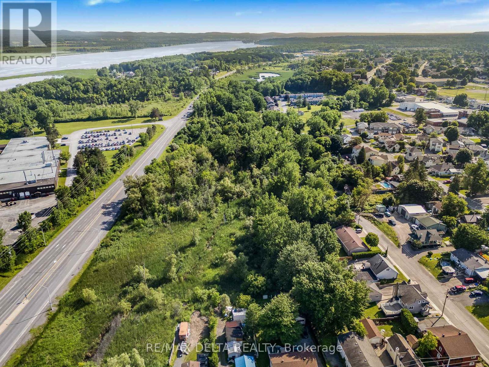 125 Edwards Street, Clarence-Rockland, Ontario  K4K 1J1 - Photo 10 - X12349722
