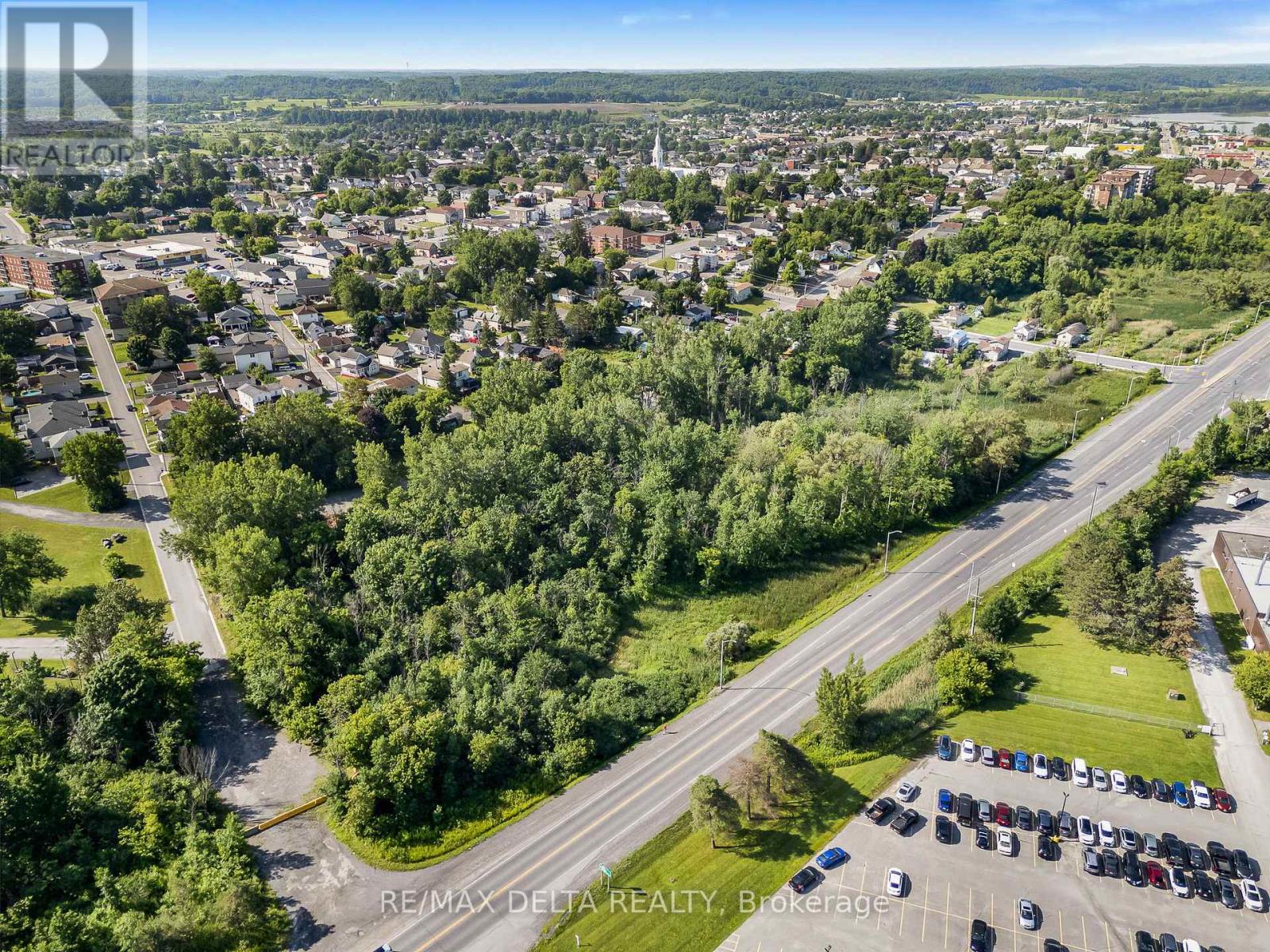 125 Edwards Street, Clarence-Rockland, Ontario  K4K 1J1 - Photo 6 - X12349722