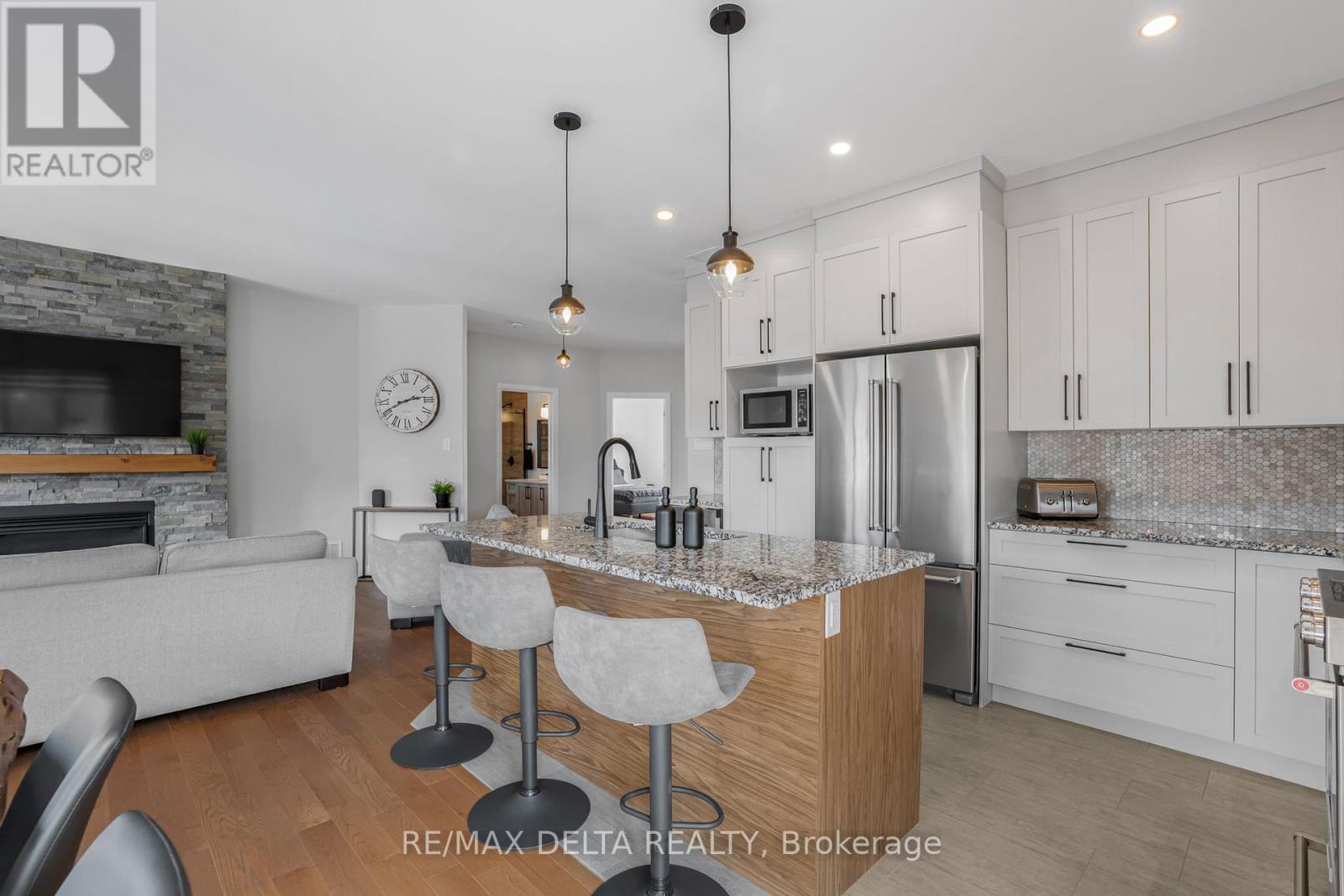 740 Lafrance Crescent, Hawkesbury, Ontario  K6A 3W9 - Photo 7 - X12350018