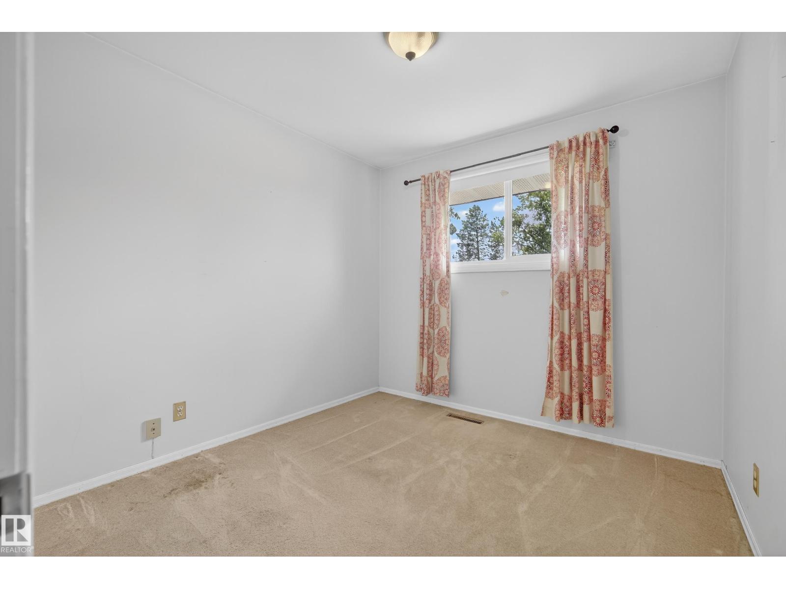 8016 131a Av Nw, Edmonton, Alberta  T5C 2A3 - Photo 23 - E4453490
