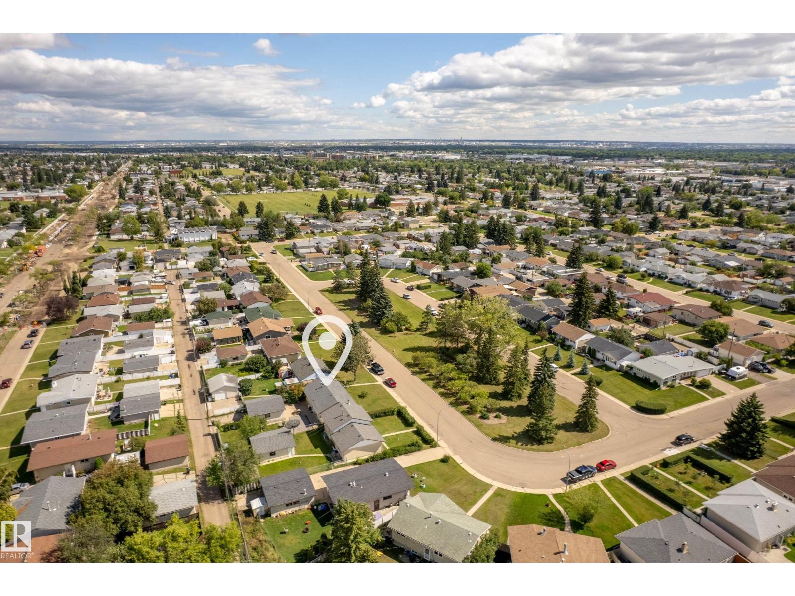 8016 131a Av Nw, Edmonton, Alberta  T5C 2A3 - Photo 3 - E4453490