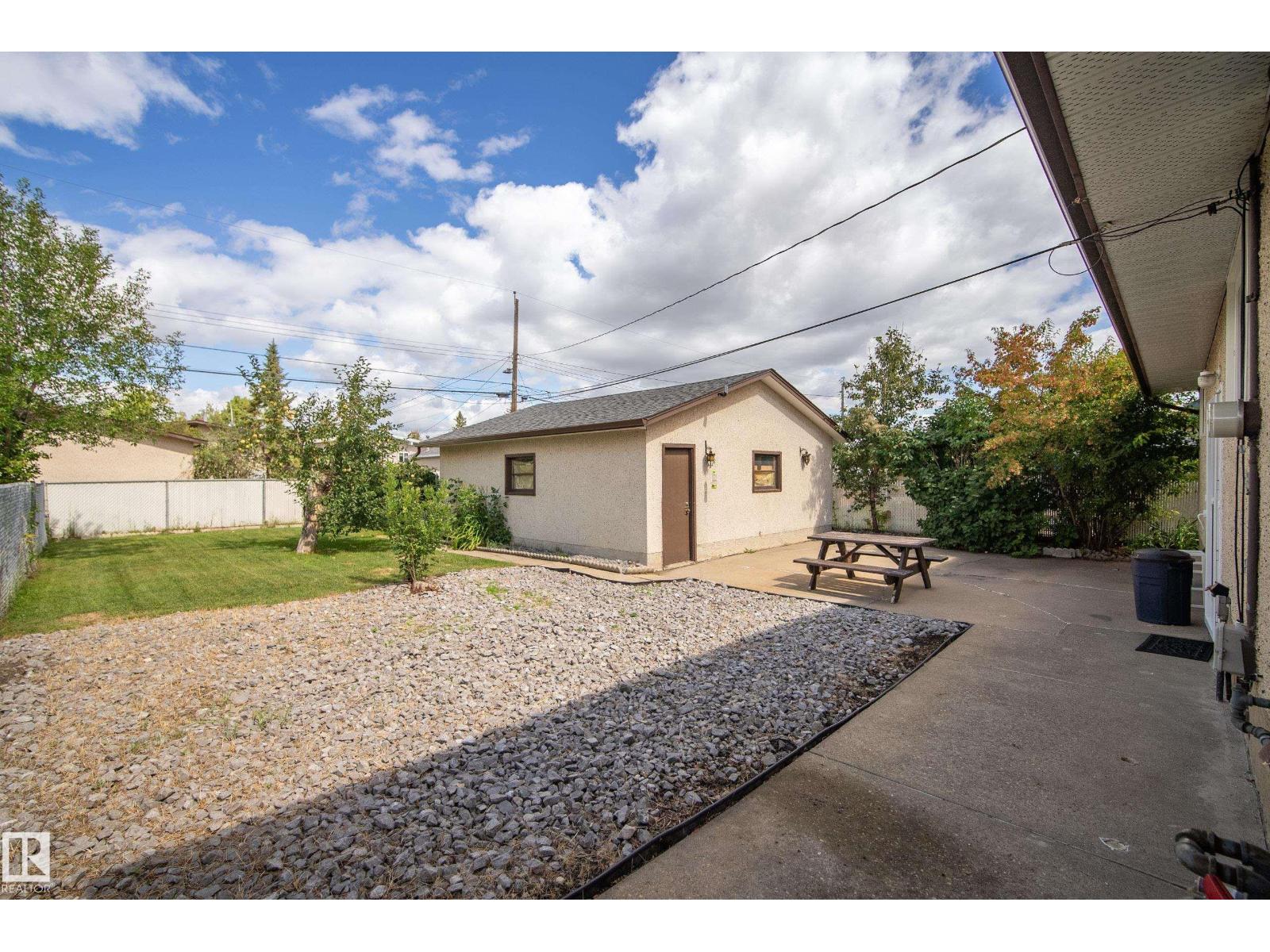 8016 131a Av Nw, Edmonton, Alberta  T5C 2A3 - Photo 34 - E4453490