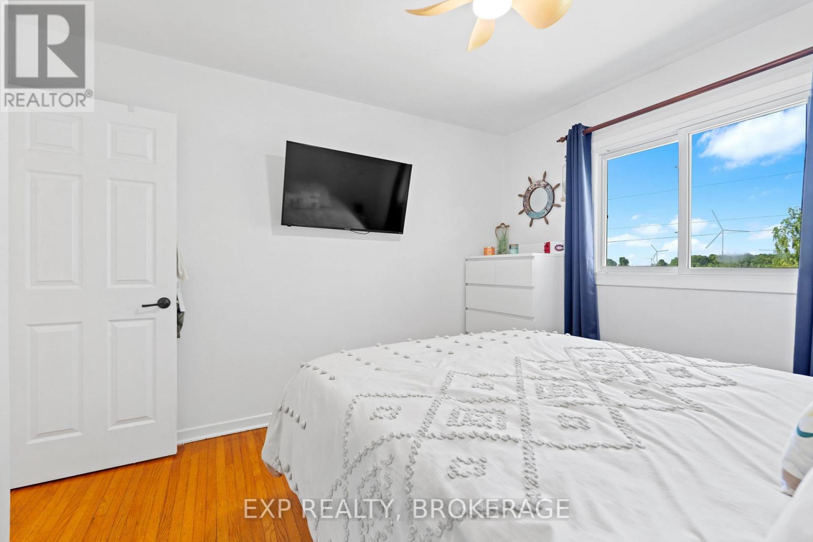 912 8th Line Road, Frontenac Islands, Ontario  K0H 2Y0 - Photo 19 - X12350320