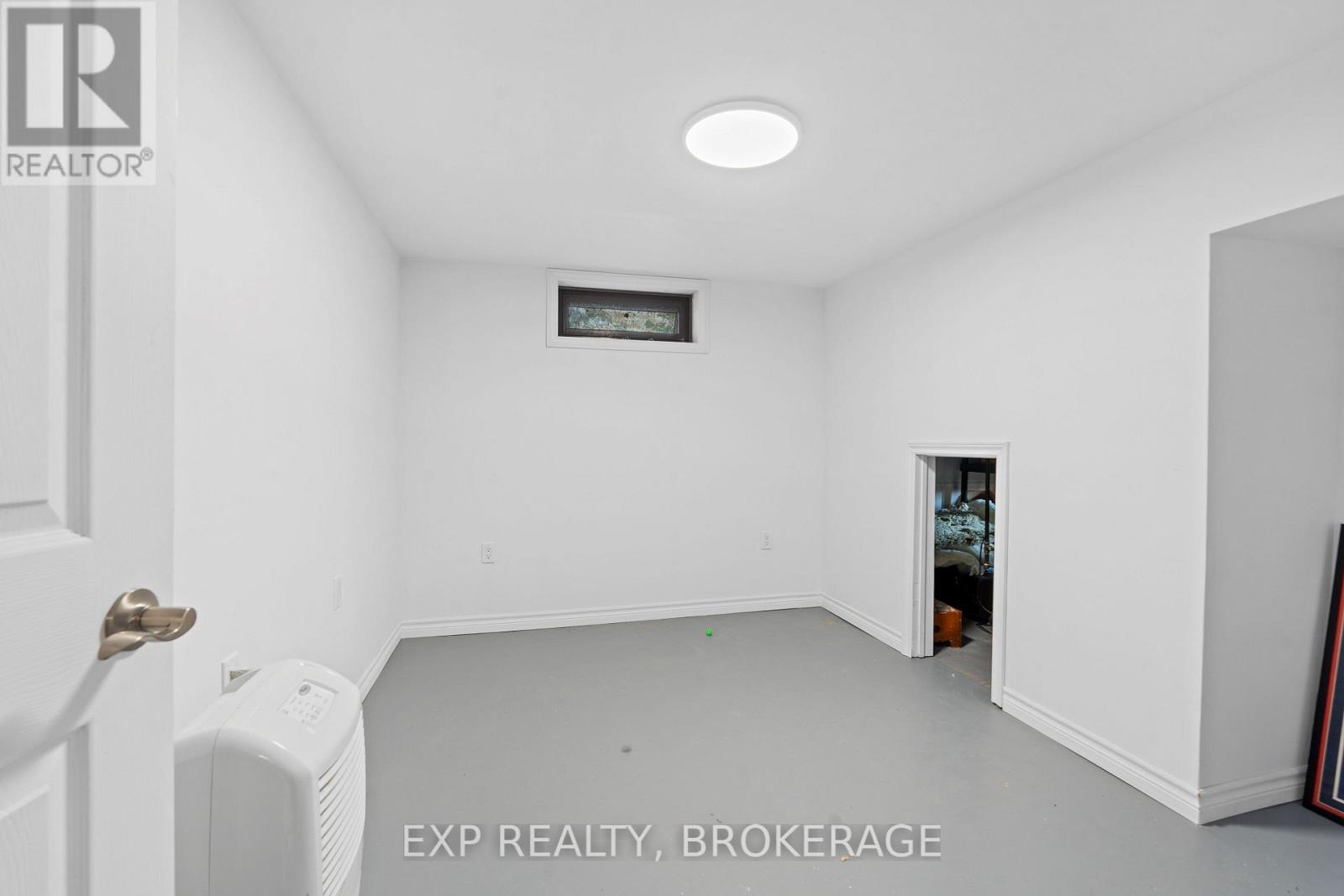 912 8th Line Road, Frontenac Islands, Ontario  K0H 2Y0 - Photo 25 - X12350320