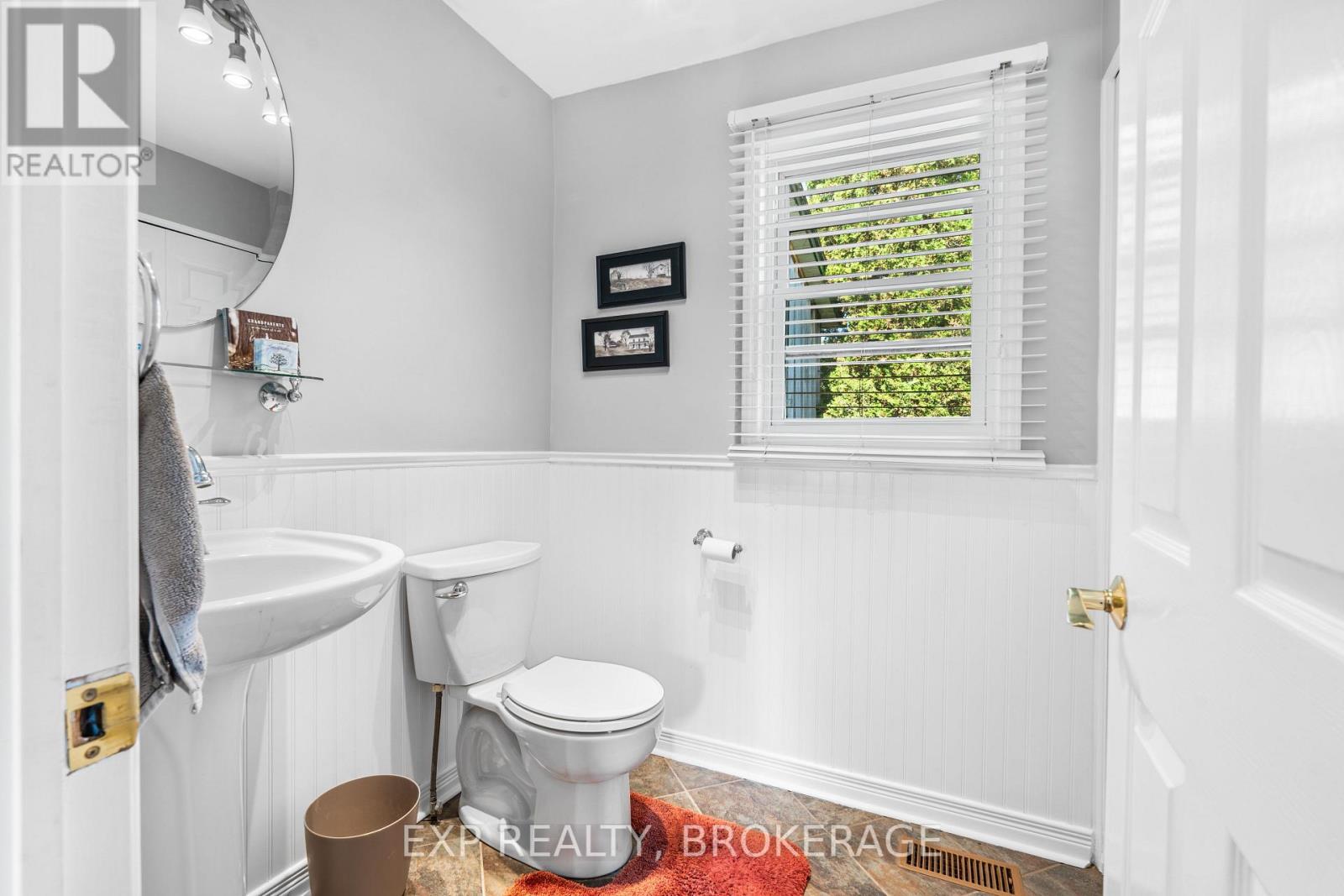 746 Natureshores Lane, Kingston, Ontario  K7L 4V3 - Photo 28 - X12350369