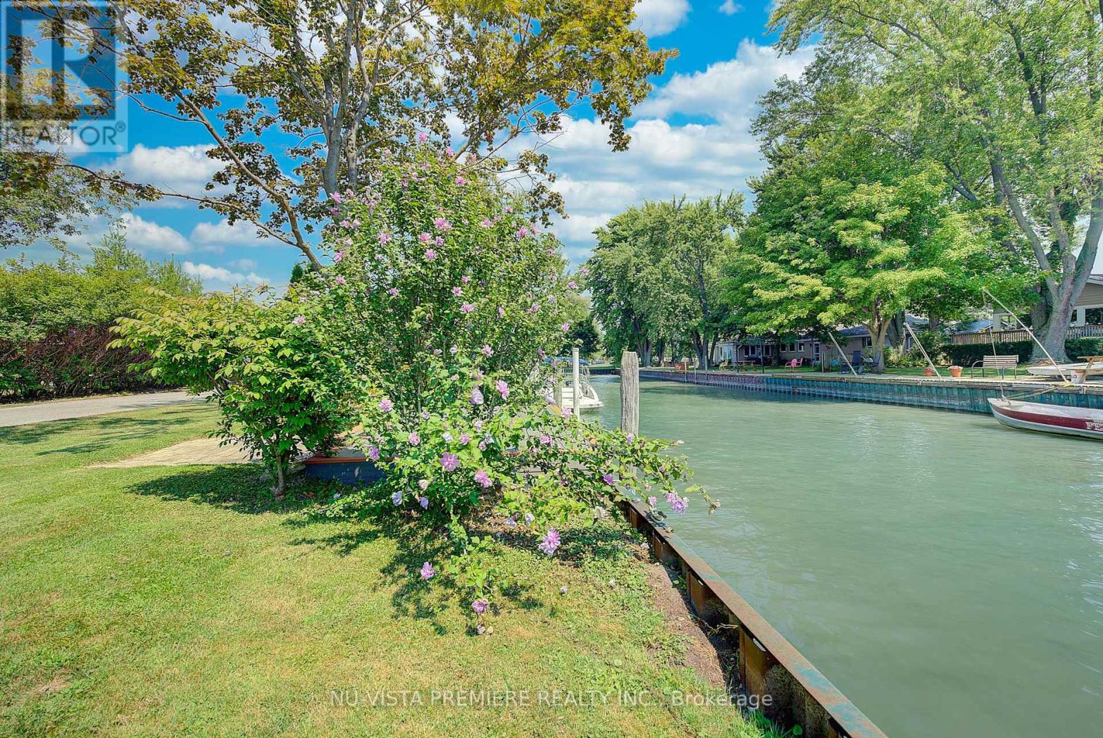 3943 Seaway Road, St. Clair, Ontario  N0P 2B0 - Photo 4 - X12350290