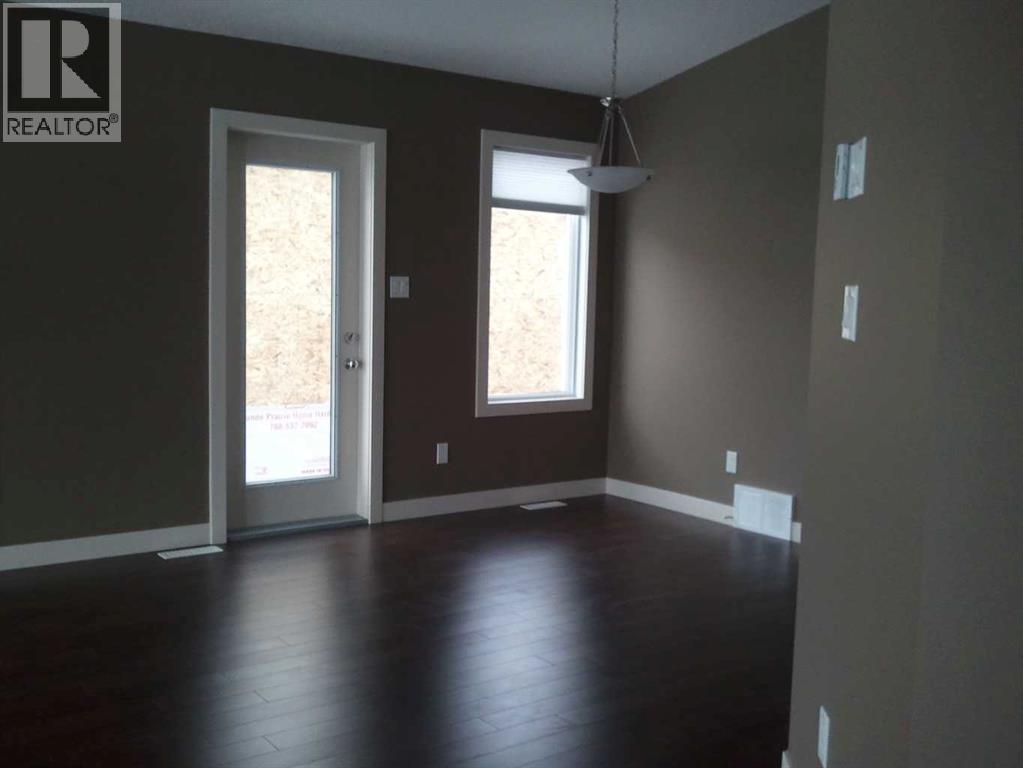 Property at 7414 115A Street image 5